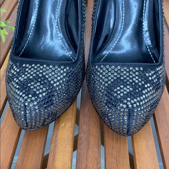 Report Signature Blk Studded Cheetah Pumps Size 8 - Picture 4 of 12